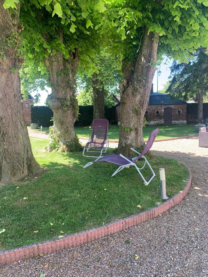 Le Petit Manoir Bed and Breakfast Farceaux Buitenkant foto